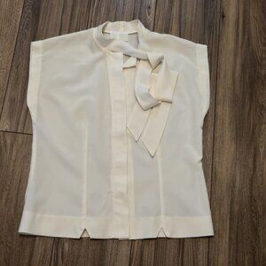 313.  Vintage Lee Mar Cream/Off White Dress Blouse Top Shirt Semi-Sheer XS/S
